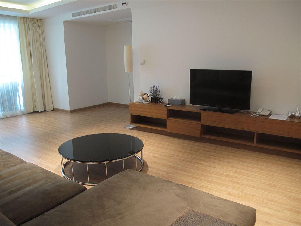 The Privilege Residence Patong Экстерьер фото