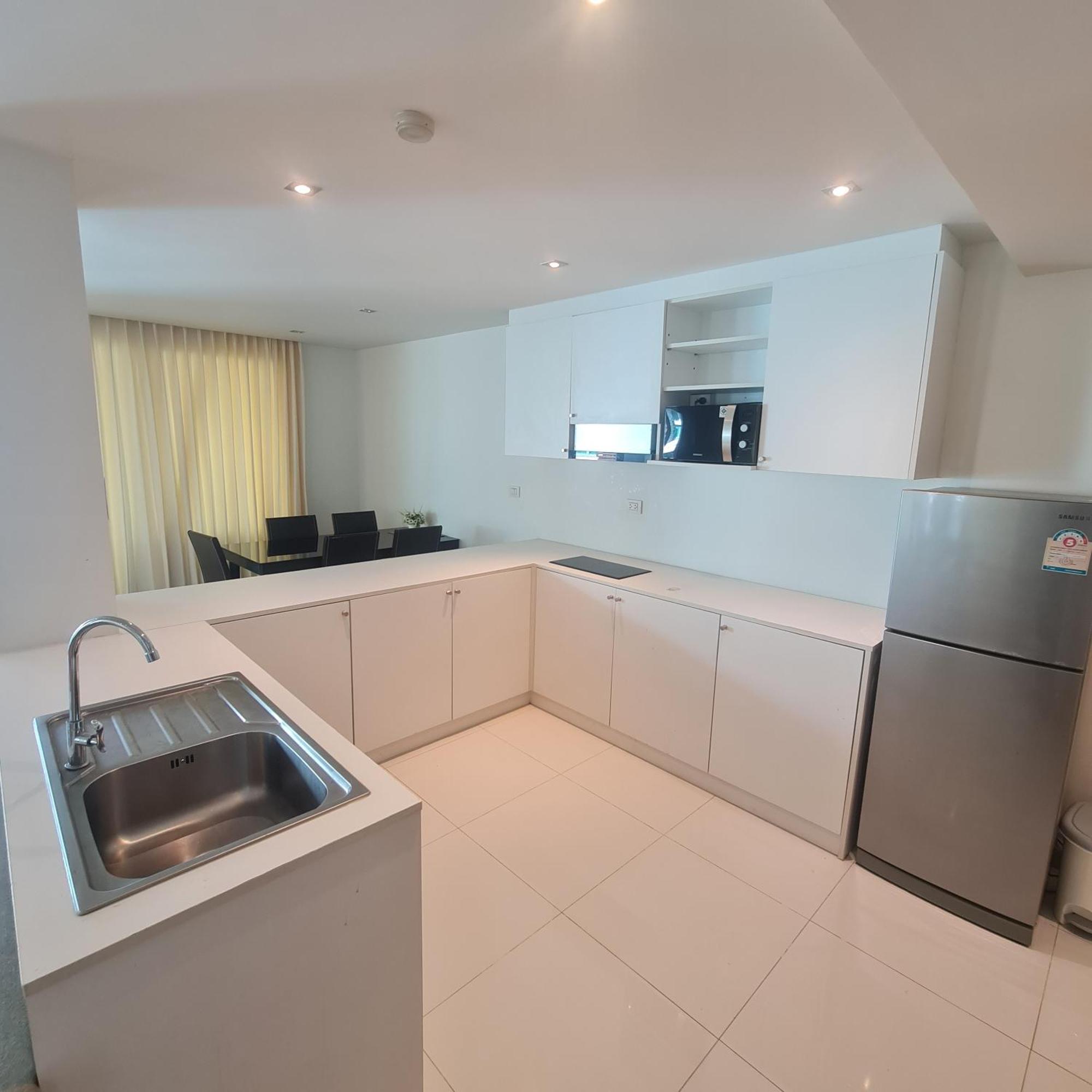 The Privilege Residence Patong Экстерьер фото